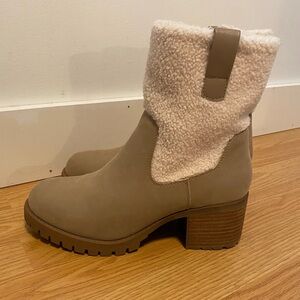Mia shearling chunky boot